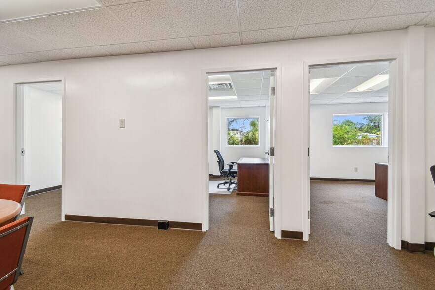 More Photos Of 1453 S Martin Luther King Jr Ave, Clearwater Warehouse For Sale