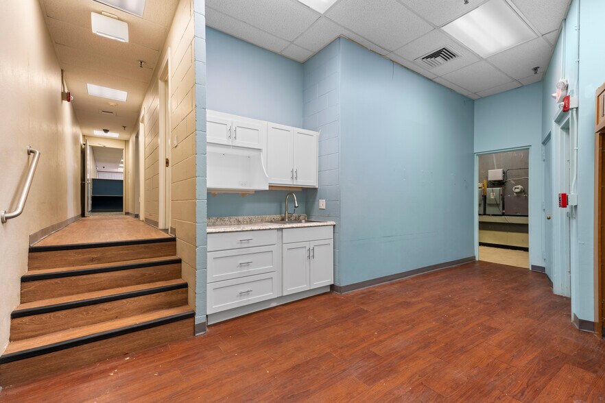 More Photos Of 200 Main St, Pawtucket Office For Lease