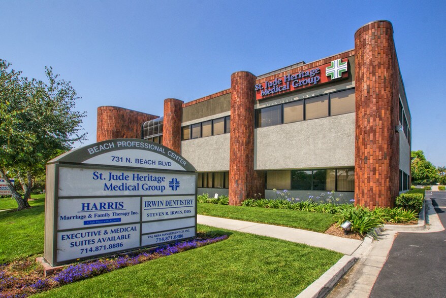 More Photos Of 731 N Beach Blvd, La Habra Medical For Lease