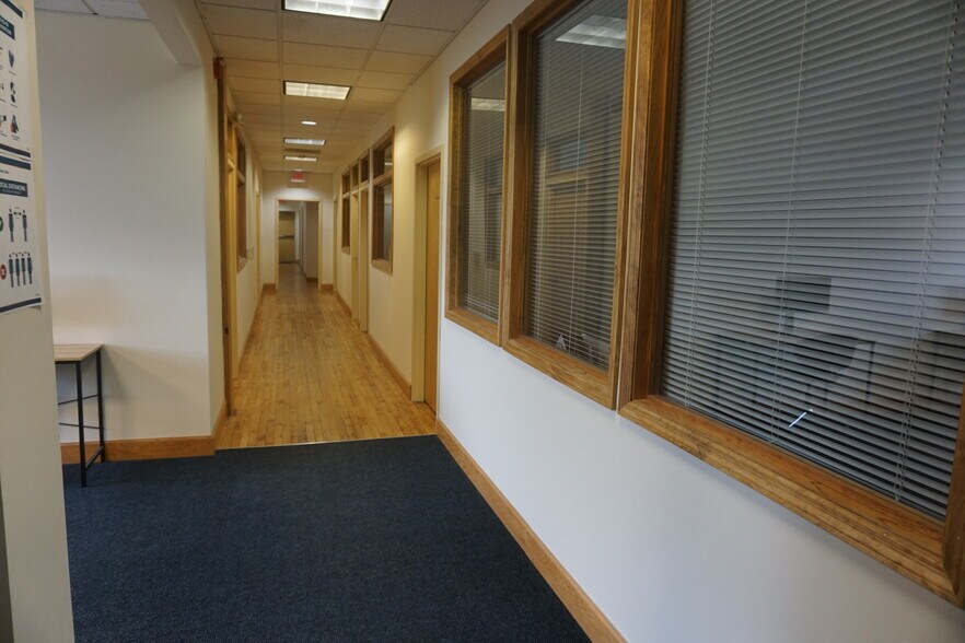 More Photos Of 63 Putnam St, Saratoga Springs Coworking Space