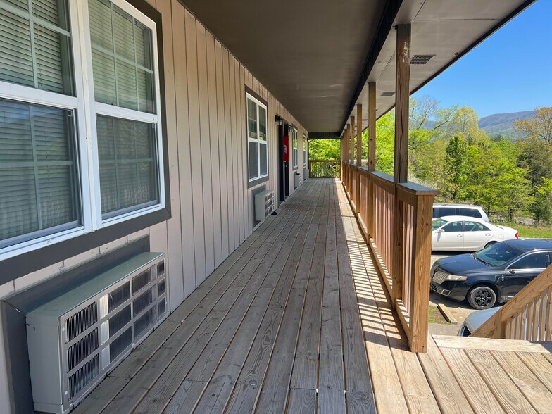 More Photos Of 1487 Smyrna Church Rd, Chatsworth Apartments For Sale