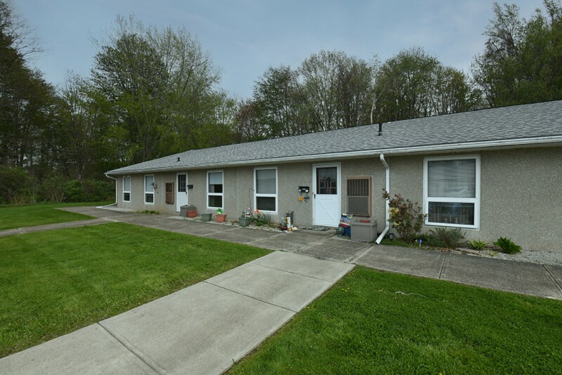 More Photos Of 770 Chestnut St, Conneaut Apartments For Sale