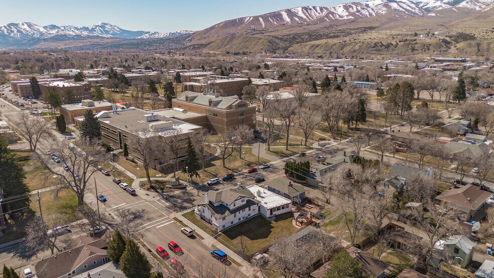 More Photos Of 856 E Carter St, Pocatello Apartments For Sale