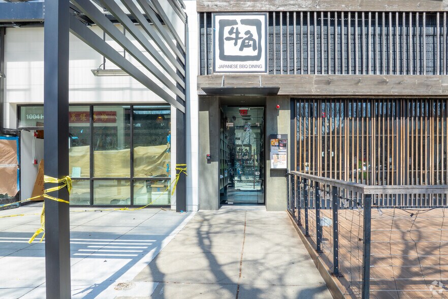 More Photos Of 1002 Beacon St, Brookline Storefront Retail Residential For Sale