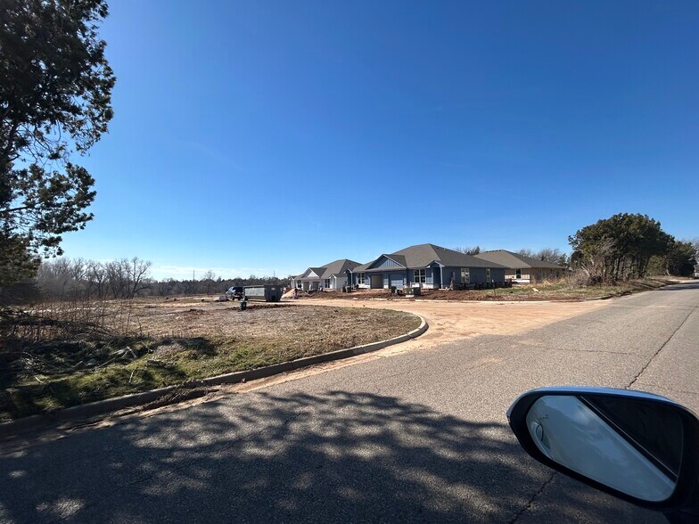 More Photos Of 615 W Moore St, Enid Multifamily For Sale