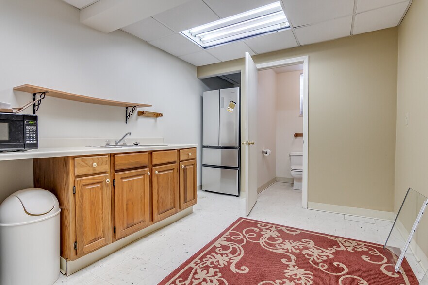 More Photos Of 3439 Babcock Blvd, Pittsburgh Office For Sale