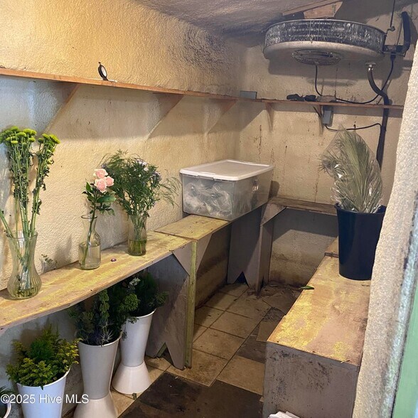 More Photos Of 700 N Kinston Blvd, Pink Hill Storefront Retail Office For Sale