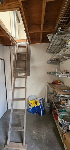 More Photos Of 457 Mariposa St, San Francisco Warehouse For Lease