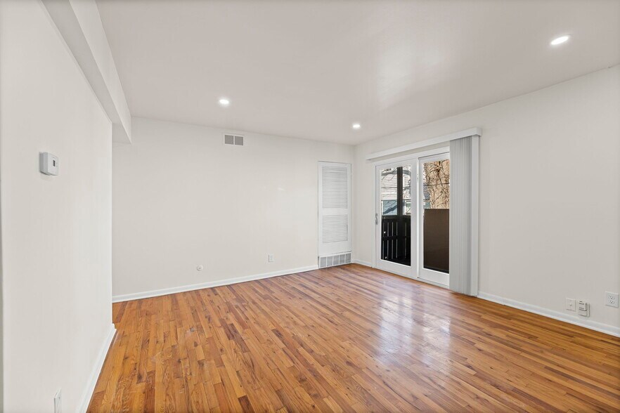 More Photos Of 4911 Walnut St, Kansas City Apartments For Sale
