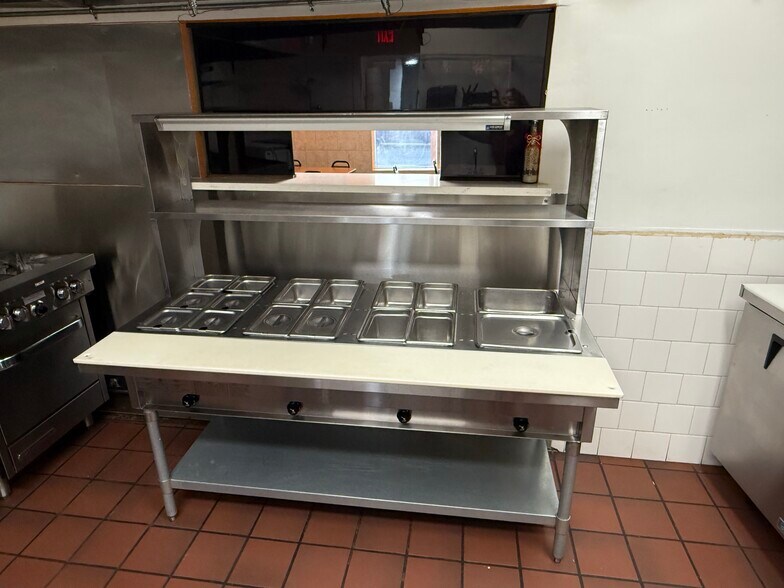 More Photos Of 5402 S Zarzamora St, San Antonio Restaurant For Sale