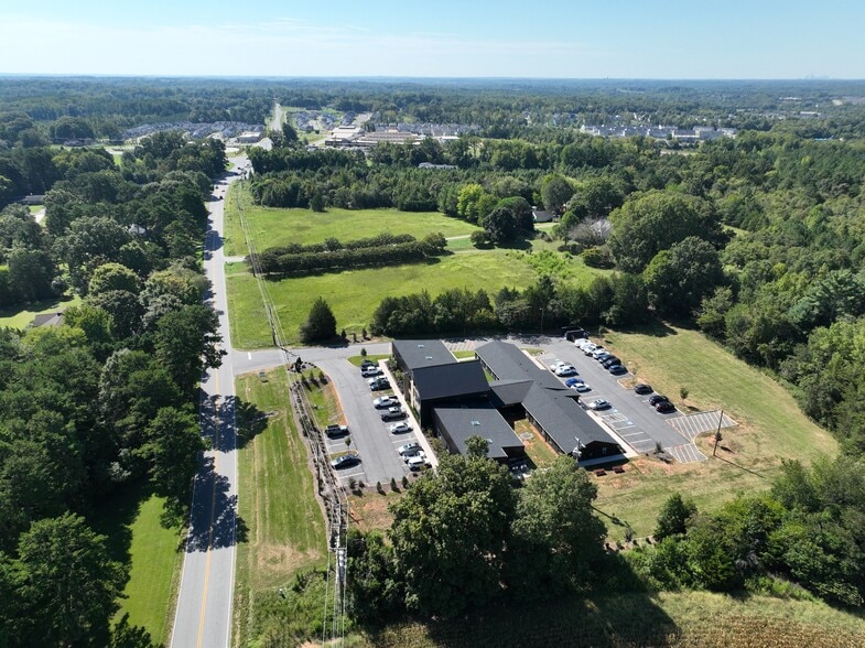 More Photos Of 2339 Odell School Rd, Concord Medical For Lease