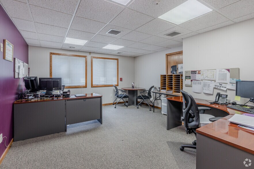 More Photos Of 384 Merrow Rd, Tolland Medical For Lease