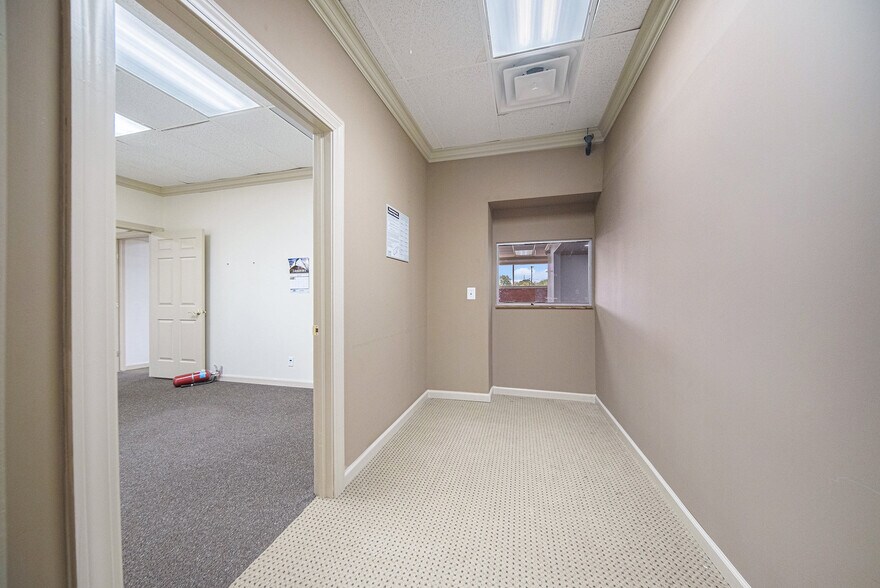 More Photos Of 35540 W Michigan Ave, Wayne Office For Sale