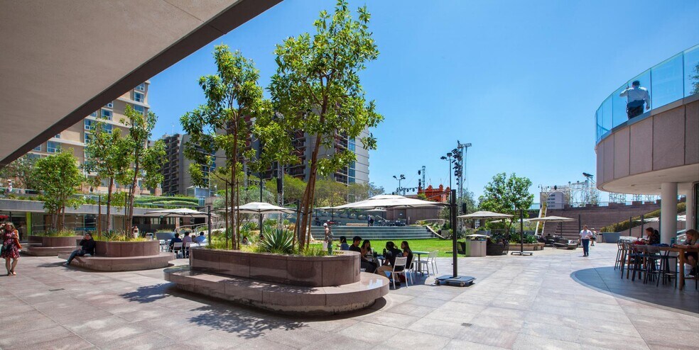 More Photos Of 350 S Grand Ave, Los Angeles Office For Lease