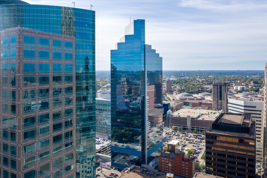 More Photos Of 222 S 9th St, Minneapolis Office For Lease