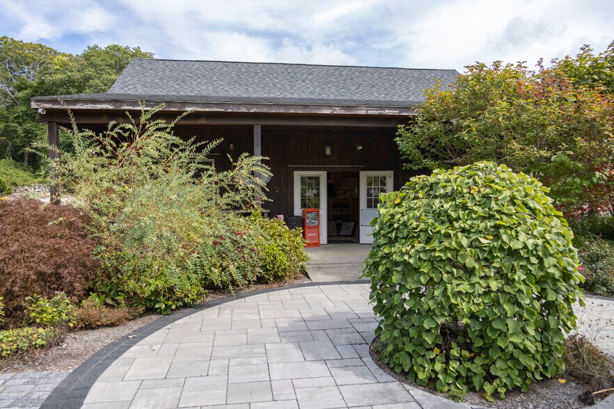 More Photos Of 47 Tuckertown Rd, Wakefield Garden Center For Sale