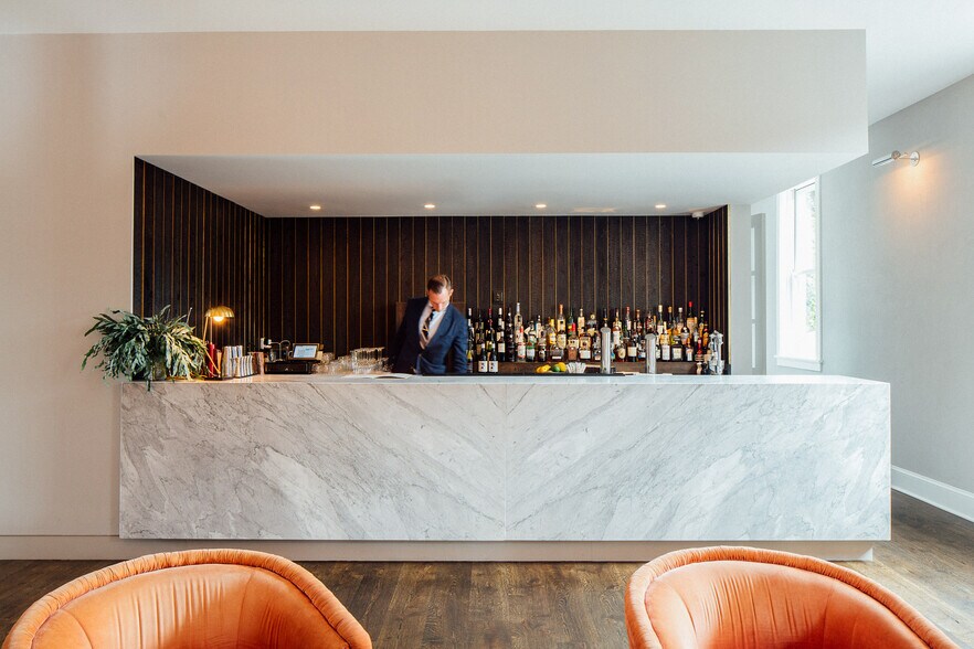 More Photos Of 206 W Market St, Charlottesville Office For Sale