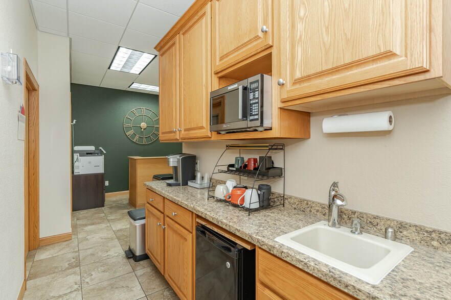 More Photos Of 3265 19th St NW, Rochester Coworking Space
