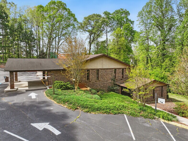 More Photos Of 141 Tryon Rd, Rutherfordton Healthcare For Lease