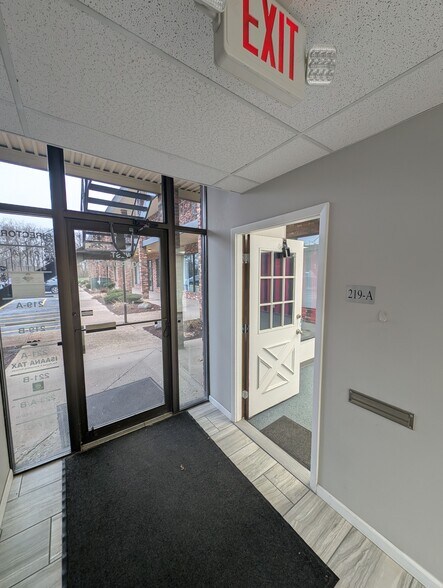 More Photos Of 7501 N University St, Peoria General Retail For Lease