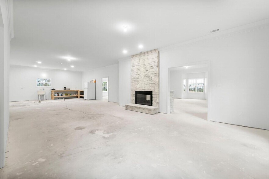 More Photos Of 680 Mallet Bayou Rd, Freeport Lodge Meeting Hall For Sale