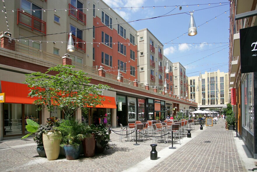 More Photos Of 4535 Avondale St, Bethesda Apartments For Sale