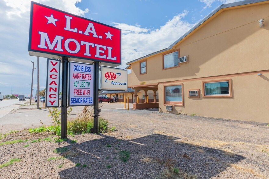 Primary Photo Of 200 E First Street, Claude Hotel For Sale