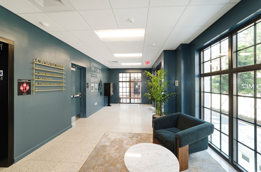 More Photos Of 1229 E 8th Ave, Tampa Storefront Retail Office For Lease