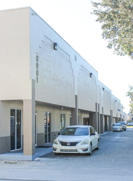 More Photos Of 8001 W 26th Ave, Hialeah Warehouse For Lease