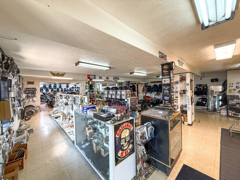 More Photos Of 13080 US 422, Kittanning Storefront Retail Residential For Sale