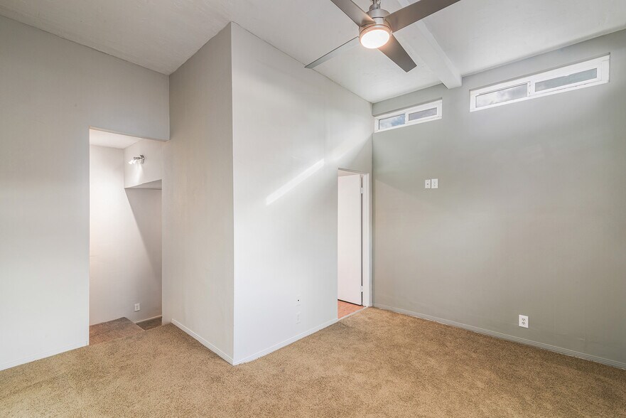 More Photos Of 1513 E Broadway, Long Beach Apartments For Sale