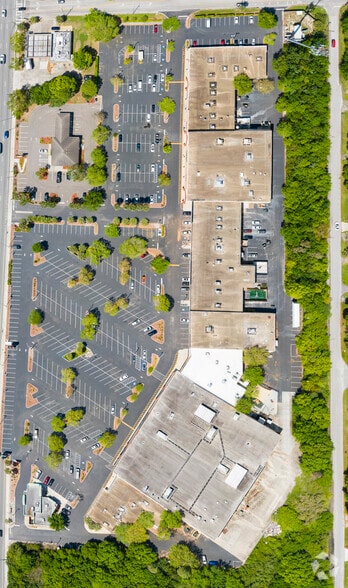 More Photos Of 10005-10075 W Hillsborough Ave, Tampa Unknown For Lease