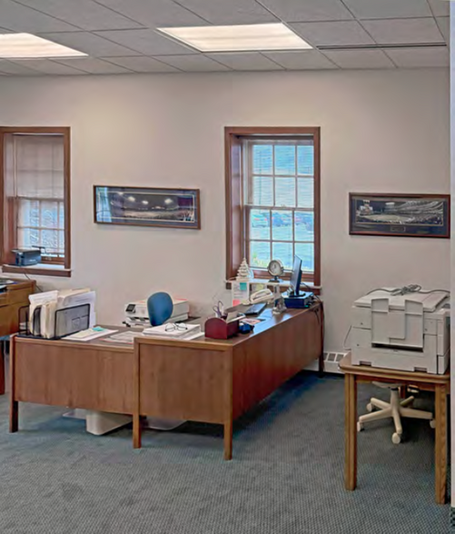 More Photos Of 96 S Broadway, Geneva Office For Sale