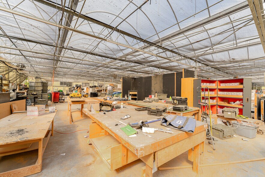 More Photos Of 1308 Starr Dr, High Point Service For Lease