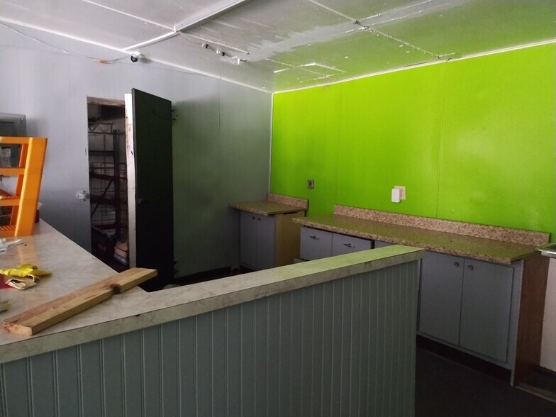 More Photos Of 1700 US Highway 17 N, Seville Convenience Store For Sale