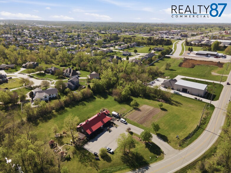 More Photos Of 495 Miller Rd, Hiawatha Specialty For Sale