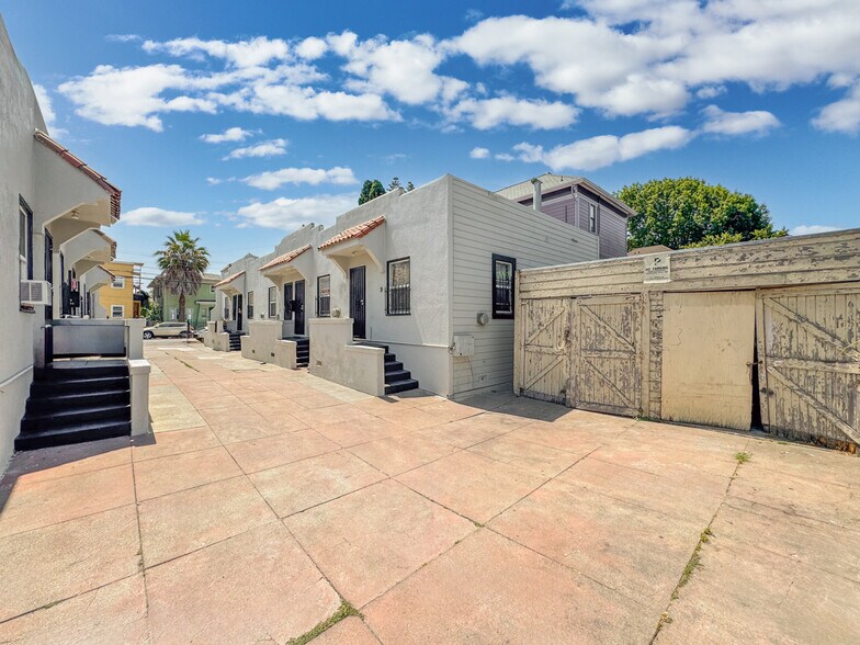 More Photos Of 1701 27th Ave, Oakland Apartments For Sale