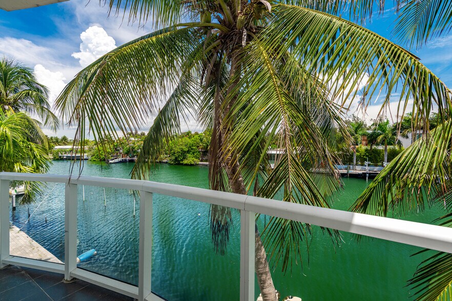 More Photos Of 1975-1985 Calais Dr, Miami Beach Apartments For Sale