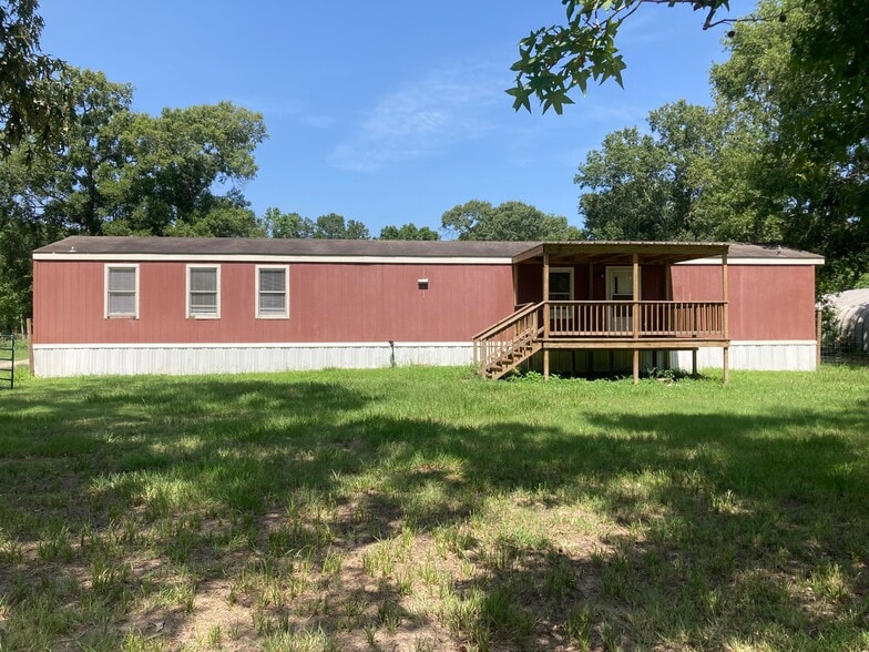 Primary Photo Of 101 County Road 2341, Dayton Apartments For Sale