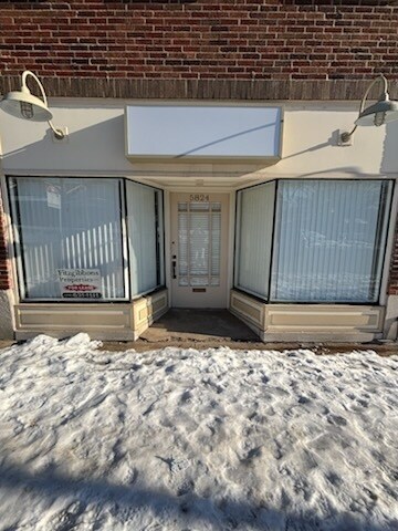 More Photos Of 5818 S Grand Blvd, Saint Louis Apartments For Lease