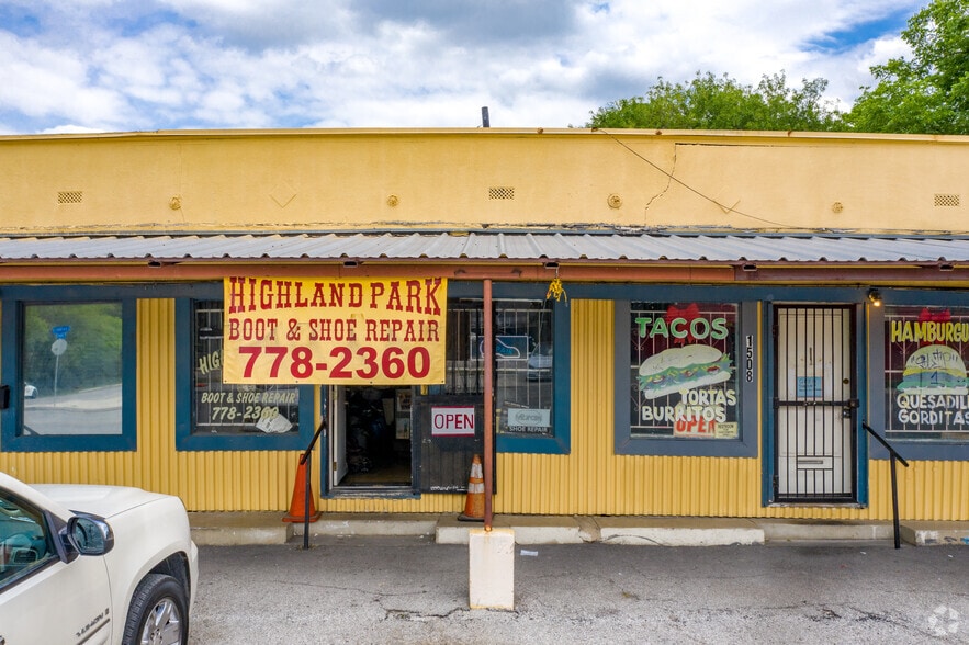 More Photos Of 1502 S Hackberry St, San Antonio Freestanding For Lease