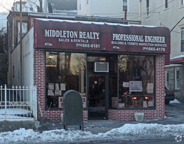 More Photos Of 41 W Lincoln Ave, Mount Vernon Storefront Retail Residential For Lease