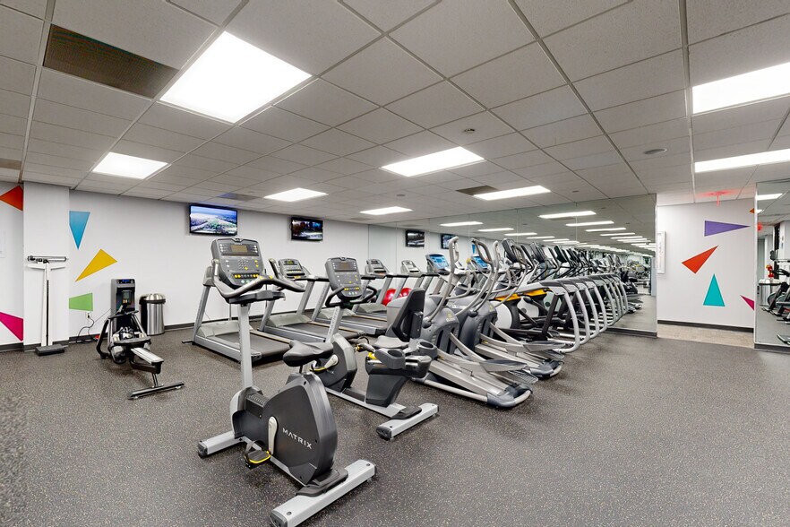 More Photos Of 3100 Interstate N Cir, Atlanta Coworking Space