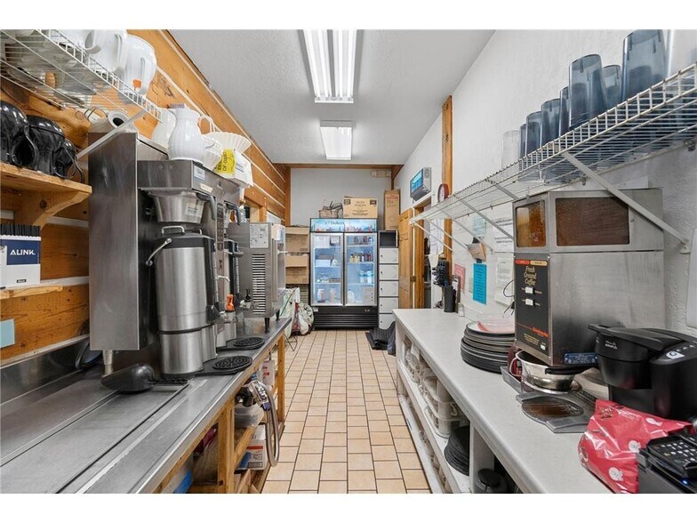 More Photos Of 15850 - 15860 T Bone Ln, Hayward Restaurant For Sale