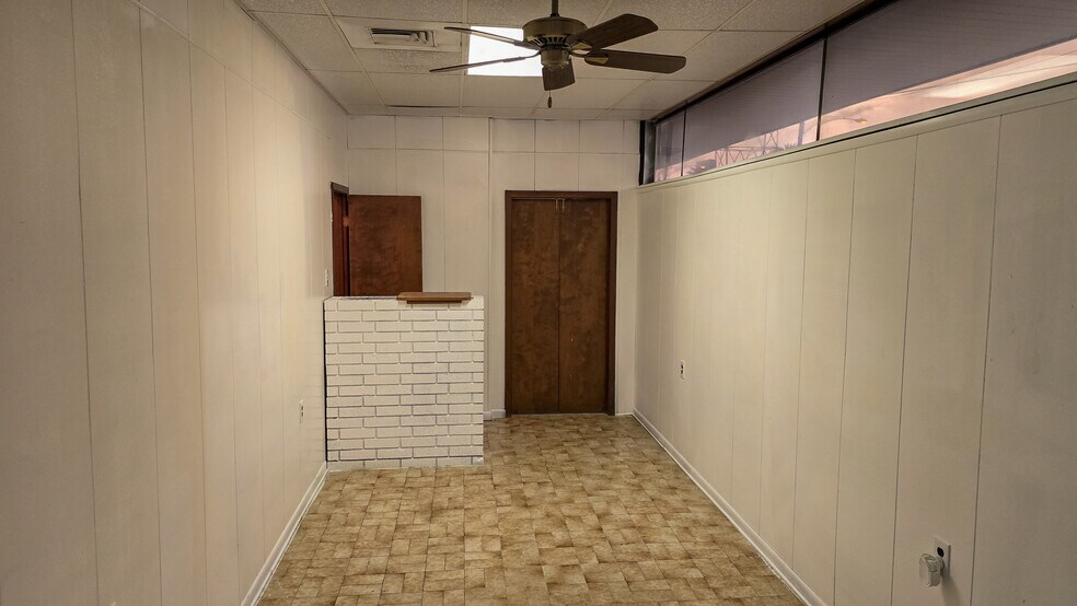 More Photos Of Stumpf Plaza, Gretna Loft Creative Space For Lease