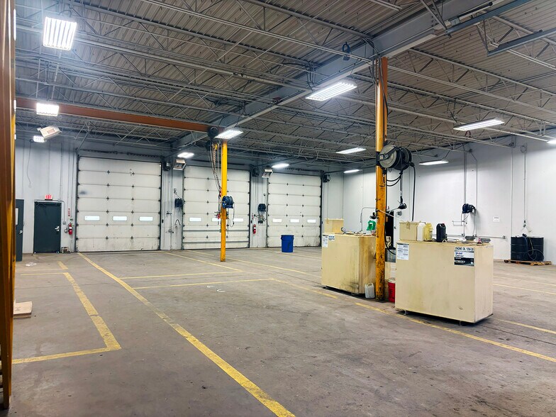 More Photos Of 5801 SW 11th St, Oklahoma City Service For Lease