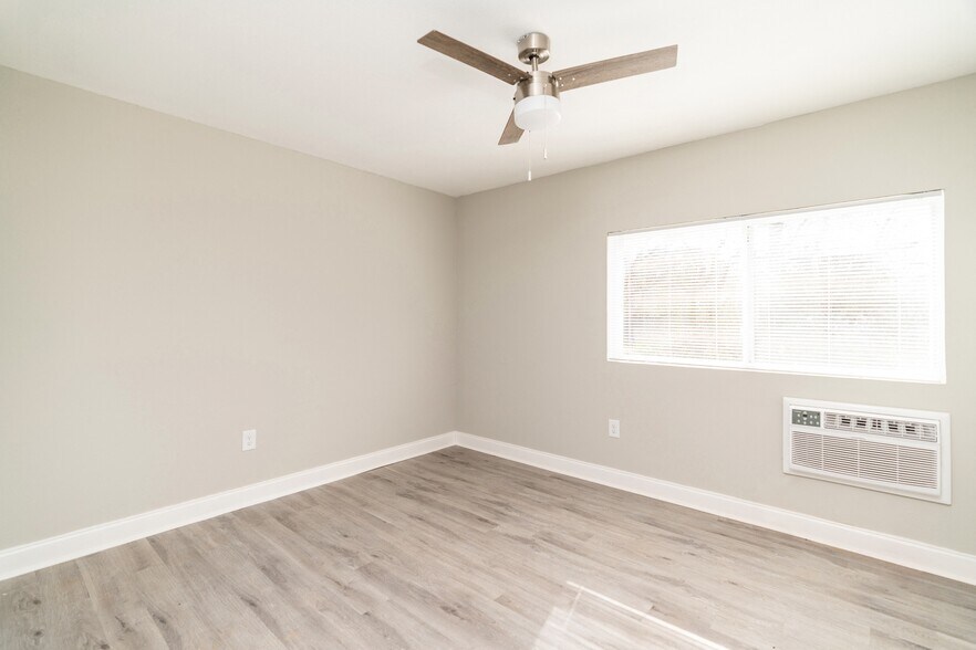 More Photos Of 2300 Davenport Rd, Knoxville Apartments For Sale