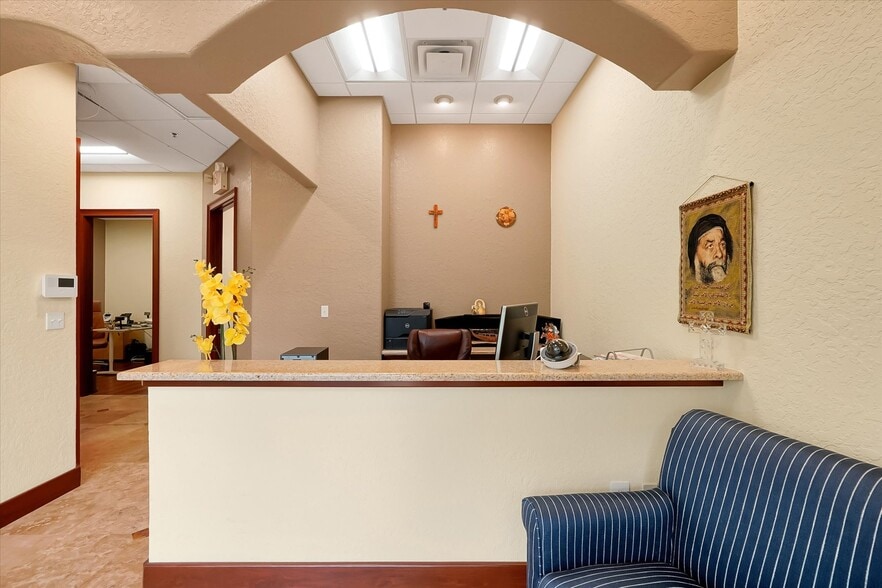 More Photos Of 8810 Commodity Cir, Orlando Showroom For Sale