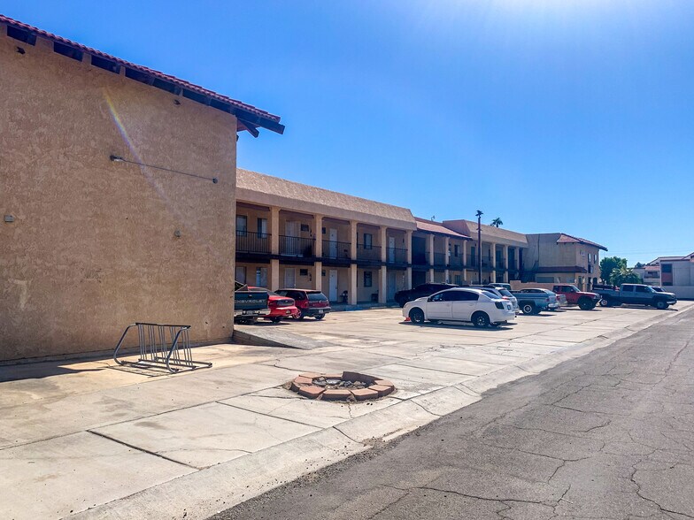 More Photos Of 434 River Glen Dr, Bullhead City Apartments For Sale