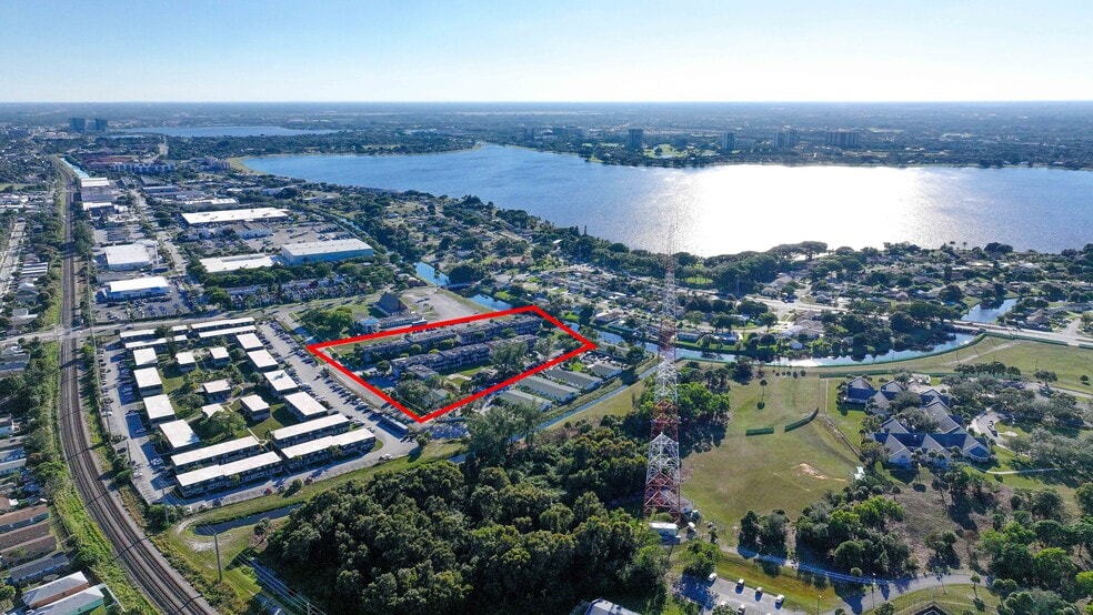 More Photos Of 3901 36th Ct, West Palm Beach Apartments For Sale